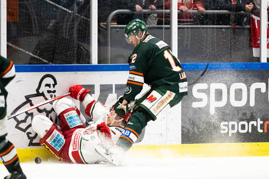 Kristianstads Roope Laavainen och Modos Mikkel Aagaard