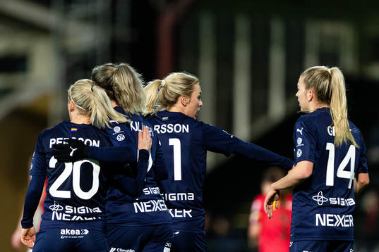 Rosengårds Mimmi Larsson jublar