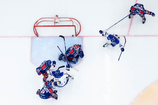 Leksands Oskar Lang och Jon Knuts jublar