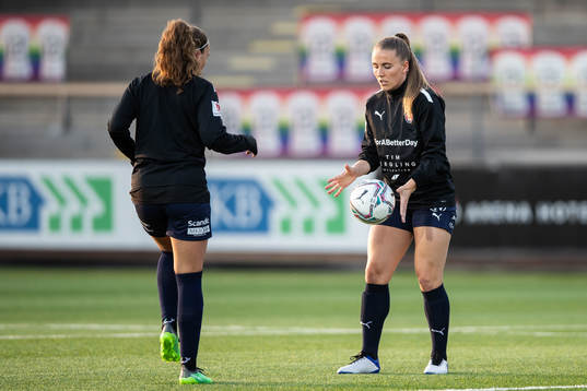 Rosengårds Athinna Persson Lundgren och Gudrun Arnardottir
