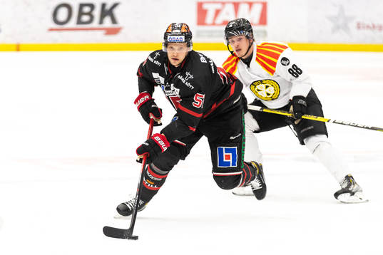 Örebros Kristian Näkyvä och Brynäs Dmytro Timashov