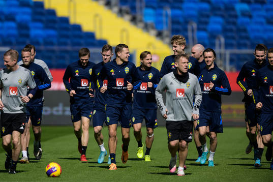 Viktor Claesson and Filip Helander of the Swedish national