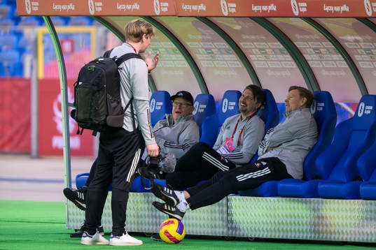 Social media manager Andreas Hård, head coach Janne