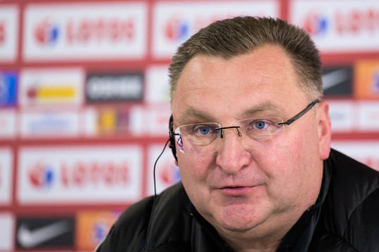 Head coach Czeslaw Michniewicz of the Polish national