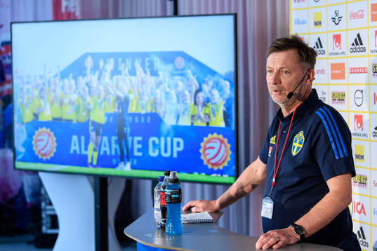 Head coach Peter Gerhardsson of the Swedish women’s