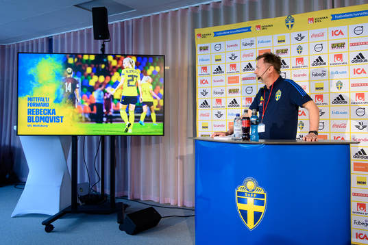 Head coach Peter Gerhardsson of the Swedish women’s