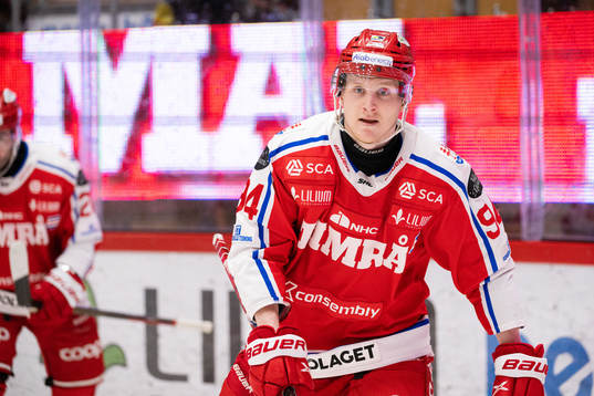 Timrås Sebastian Hartmann jublar