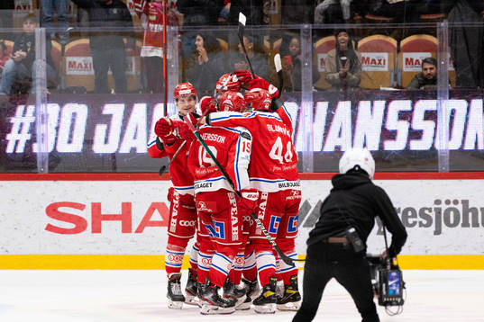 Timrås spelare jublar
