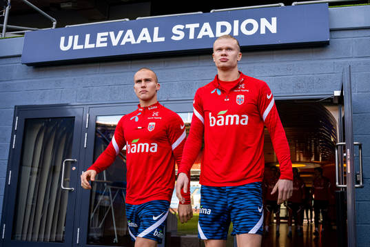 Leo Østigård and Erling Braut Haaland of the Norwegian