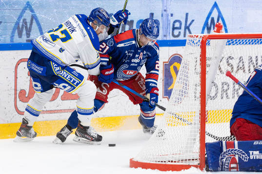 Leksands Marek Hrivik och Oskarshamns Brian Cooper