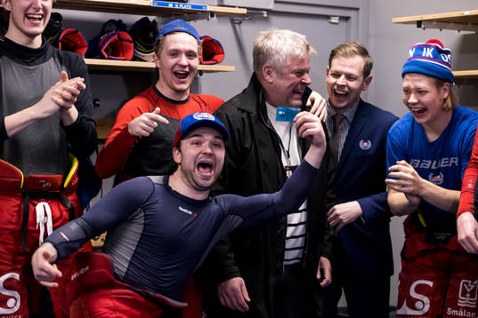 Oskarshamns spelarna jublar