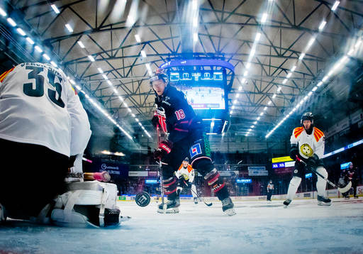 Örebros Rodrigo Abols gör 2-2