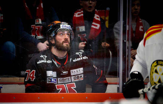Örebros Nick Ebert i utvisningsbåset