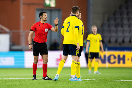 Referee Vitor Ferreira