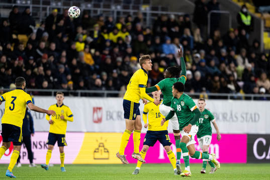 Jesper Tolinsson of Sweden and Joshua Kayode of Ireland