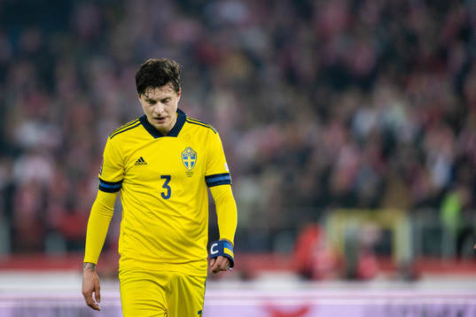 Victor Nilsson Lindelöf of Sweden looks dejected