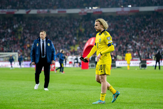 Emil Forsberg of Sweden looks dejected
