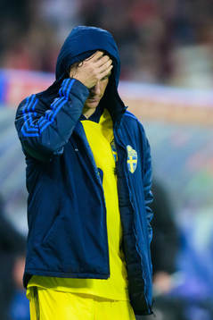 Kristoffer Olsson of Sweden looks dejected