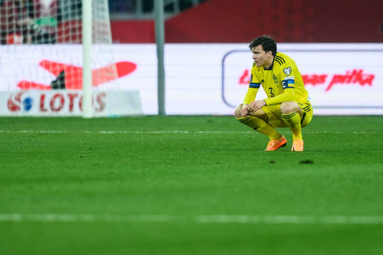 Victor Nilsson Lindelöf of Sweden looks dejected