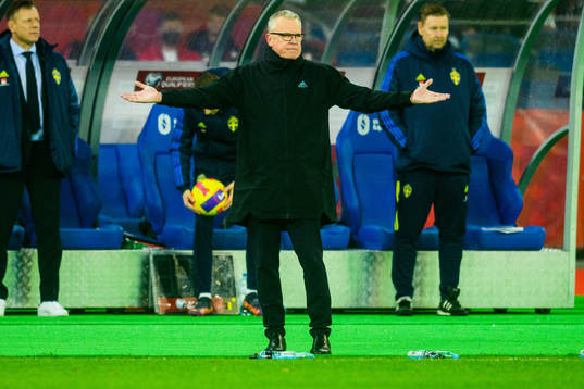 Head coach Janne Andersson of Sweden reacts