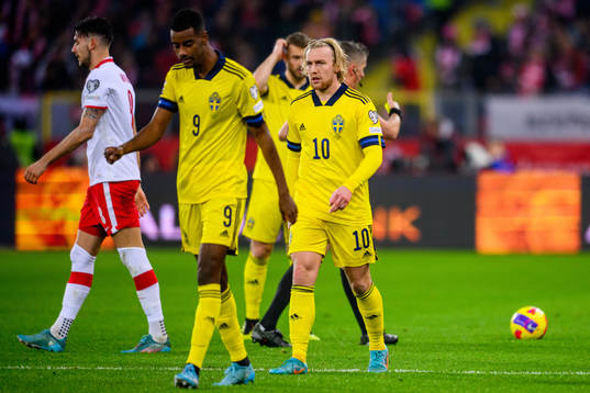 Alexander Isak and Emil Forsberg of Sweden looks dejected