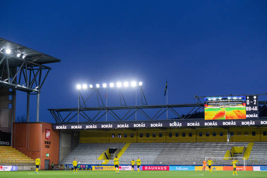 Players of Sweden look dejected