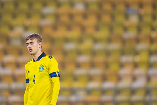 Jesper Tolinsson of Sweden looks dejected