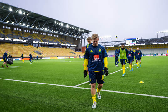 Hampus Finndell of Sweden