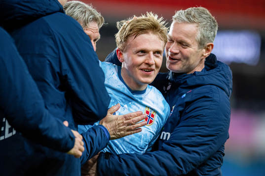 Mats Møller Dæhli of Norway celebrates with Are Hokstad,