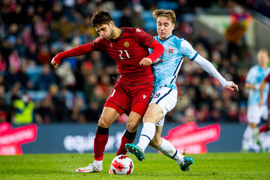 Styopa Mkrtchyan of Armenia and Kristian Thorstvedt of