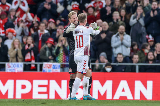 [DK=20220329: Kasper Schmeichel, Danmark og Christian