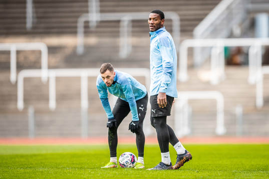 Veljko Birmancevic och Samuel Kotto