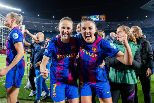 Caroline Graham Hansen and Ingrid Syrstad Engen of