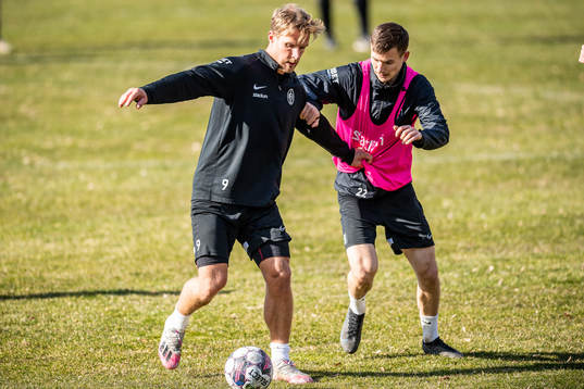 Linus R Olsson och Robin Dzabic