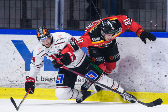 Örebros Jani Lajunen och Luleås Juhani Tyrväinen