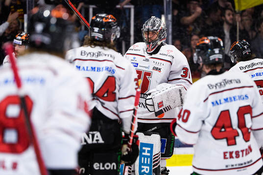Örebros målvakt Jonas Arntzen deppar