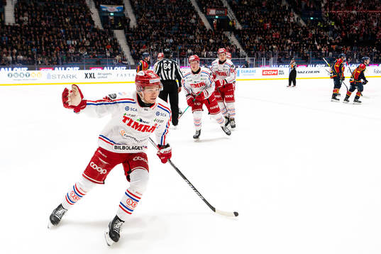 Timrås Filip Westerlund jublar