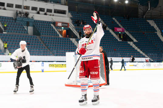 Timrås Robin Hanzl jublar