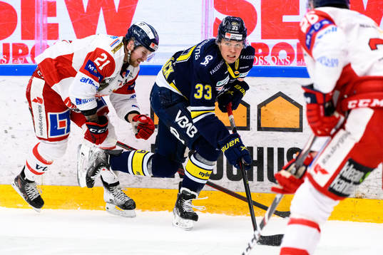 s Måns Lindbäck