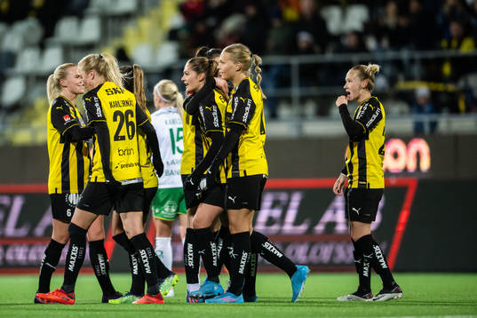 Häckens Mille Gejl Jensen jublar