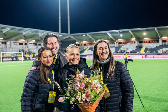 Häckens Stine Larsen får pris som matchens spelare