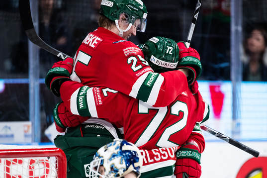 Frölundas Patrik Carlsson jublar