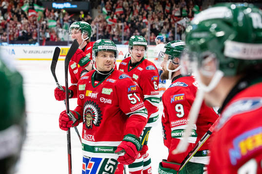 Frölundas Mats Rosseli Olsen och Jan Mursak  jublar