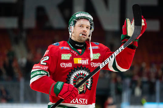 Frölundas Patrik Carlsson tackar publiken