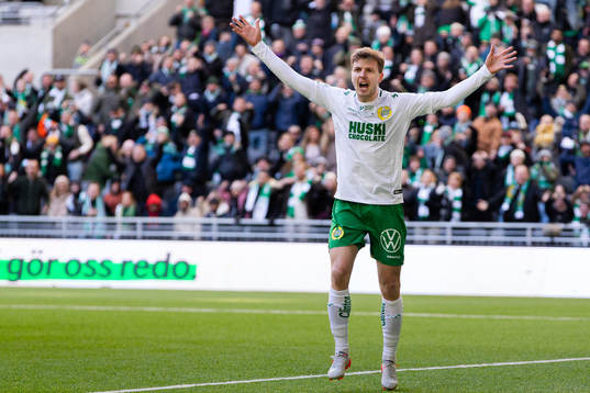 Hammarbys Joel Nilsson reagerar