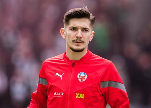 Helsingborgs Armin Gigovic innan fotbollsmatchen i