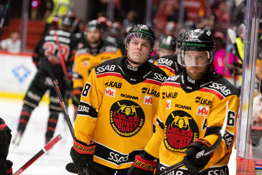 Luleås Joonas Rask och Linus Omark deppar