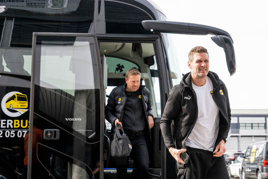 Frode Kippe of Lillestrøm arrives