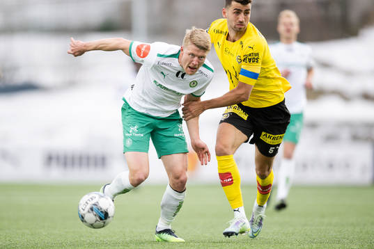 Kristian Eriksen of HamKam and Vetle Winger Dragsnes of