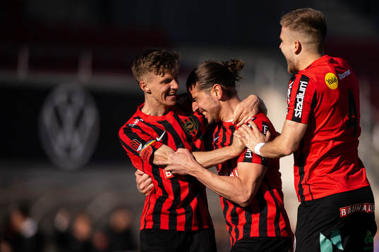 Bläddra bland fler bilder av Fotboll, Superettan, Brommapojkarna - Västerås SK